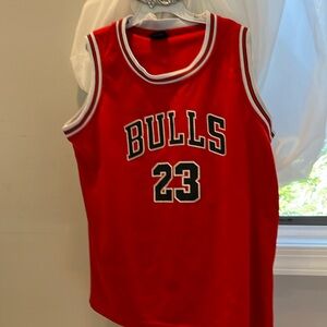 Michael Jordan 23 Chicago Bulls Size 10 complete Uniform jersey and shorts